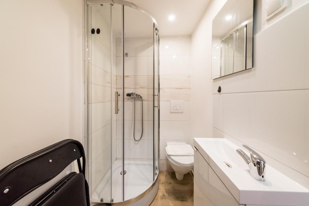 Micro Apartments 2,5 Qm - Najmniejsze Apartamenty Swiata 2,5 Mkw Krasków Eksteriør bilde